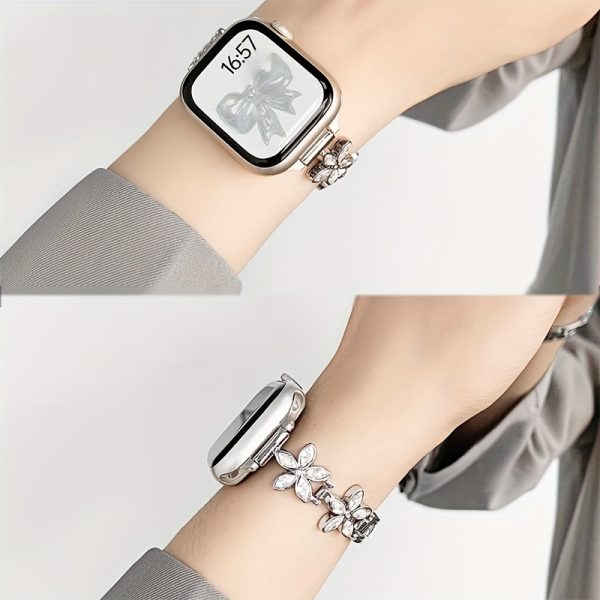 Compatible with The for Apple Watch S9, This Stylish Metal Bracelet Features a Unique Five-Petal Flower Design, Perfect for The for Iwatch 7u002F6u002F5u002F4u002F3 And for Apple S8 Smart Sports Watches, Making It an Ideal Accessory for Girls